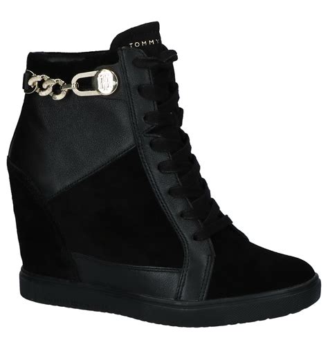 sneaker met sleehak zwart